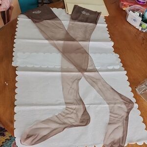 Vintage Sheer Brown Pantyhose With Seam In Back